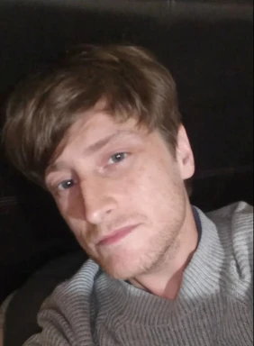 English men looking for love