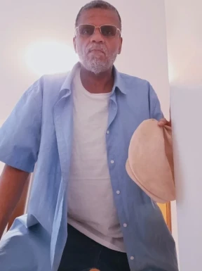 American men looking for love