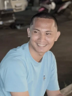 Foreign men for dating