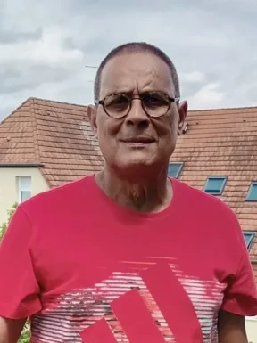 French men looking for love